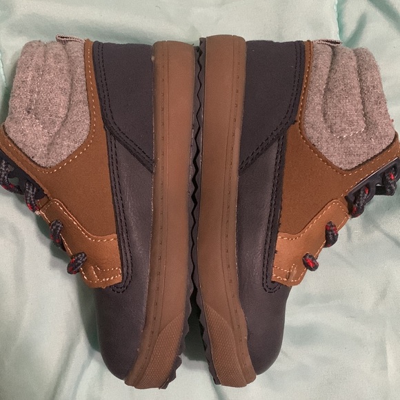 NEW toddler boys boots! - Picture 6 of 6